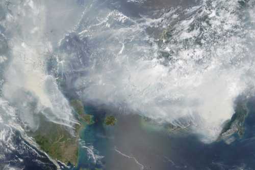 Sumatra Borneo Fires 2015.jpg