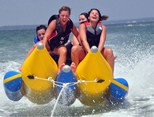 banana-boat-rides-ikes-beach-service.jpg