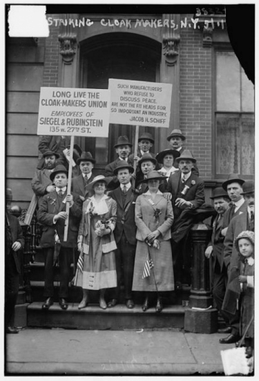 NY Cloakmakers Strike, Strikers on Stairs, May 1, 1916.png