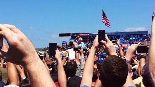 Berniie Takes the stage, Vista Ca 5_22_16.jpg