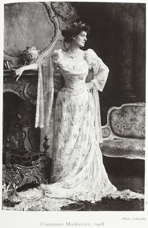 Constance Markievicz, 1908, Photo: Lafayette.png