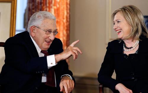 Hillary_Kissinger_AP_img.jpg