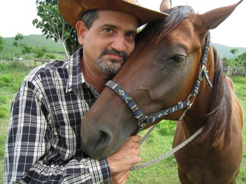 Horse Whisperer of Trinidadfinca-23[1].jpg