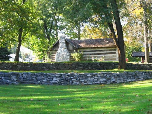 Log Cabin2.jpg