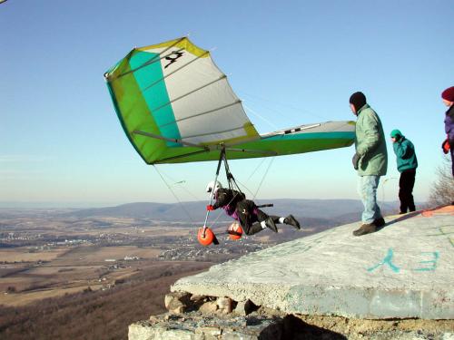 hang gliding lookout mt.jpg