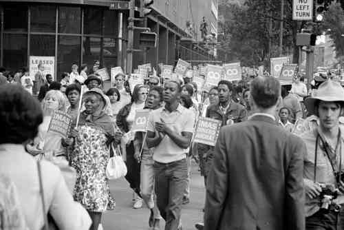 800px-Poor_People's_March_at_Lafayette_Park_ppmsca.04302.jpg