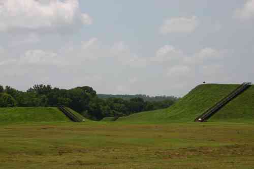 Etowah mounds.JPG