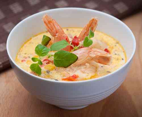 Shrimp_and_corn_chowder.jpg