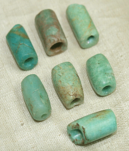 ancient-turquoise-beads1.gif