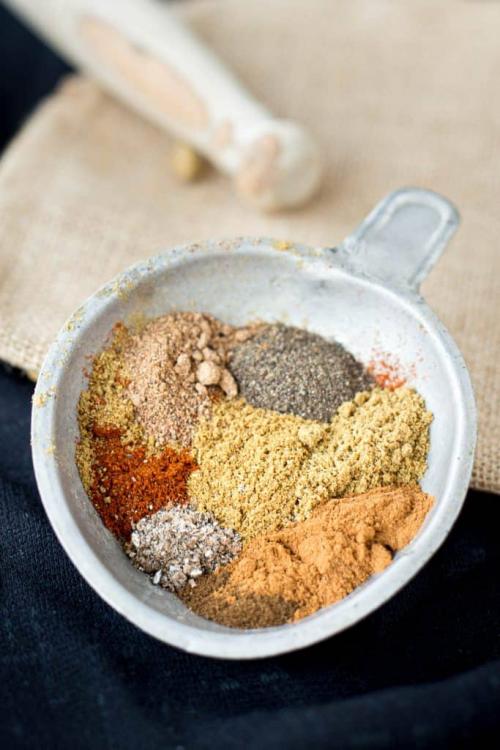 baharat-middle-eastern-spice-mix-1-683x1024.jpg