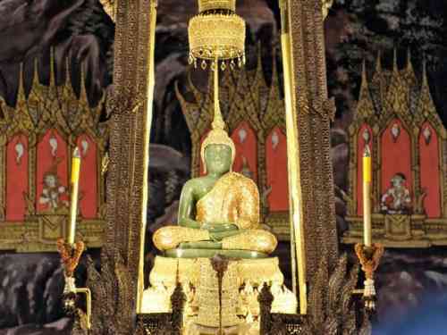 emerald-buddha-600.jpg
