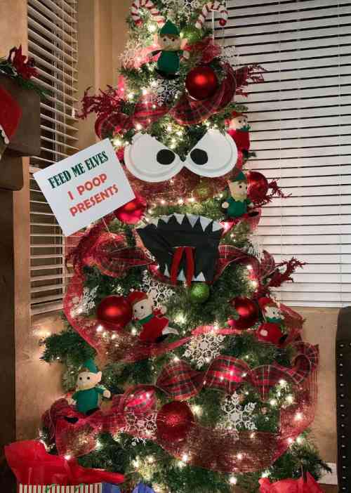 funny-xmas-trees17.jpg