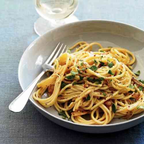 sauvignon blanc -spaghetti-with-anchovy.jpg