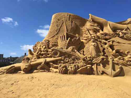 sondervig-sand-sculptures-13.jpg